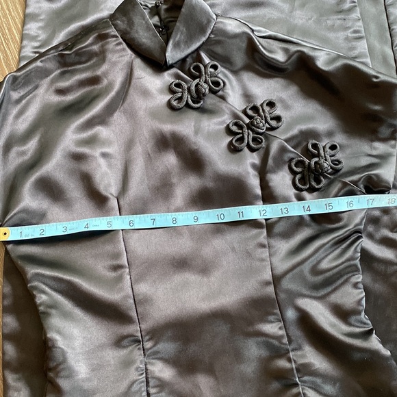 Chinese type black satin dress in size small. - Picture 6 of 11